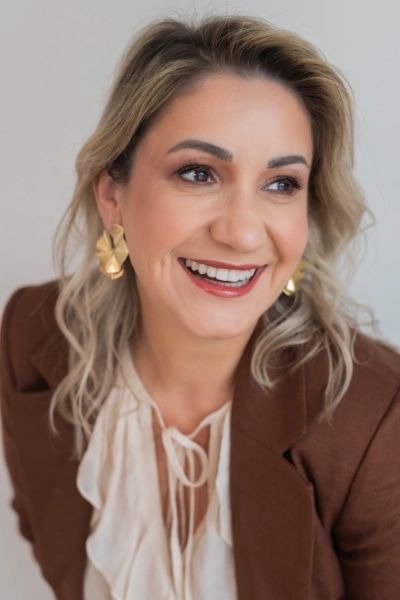 Rosane Ribeiro chez DERMALUMINE à La Prairie